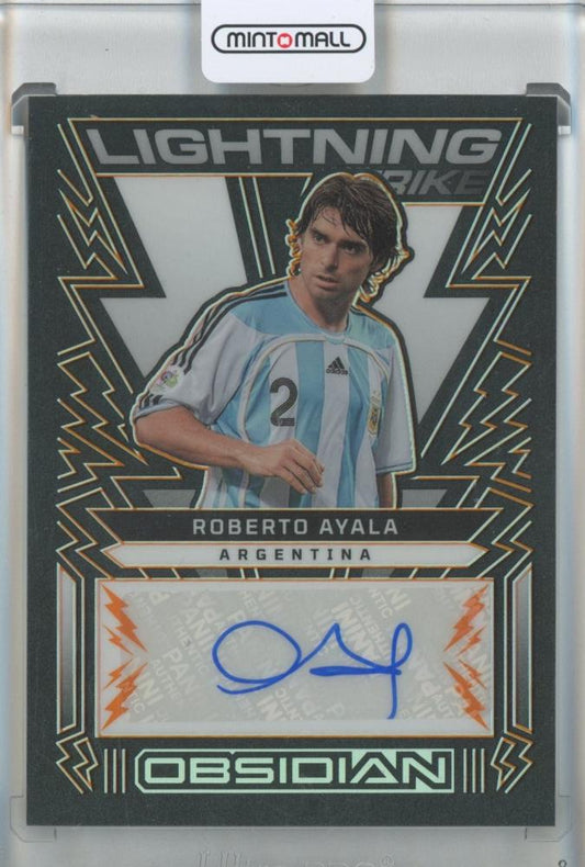 2022-23 Panini Obsidian Roberto Ayala Lightning Strike Autographs Electric Etch Orange card #237 of 75