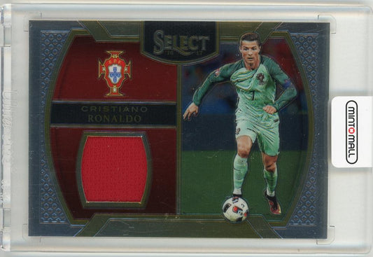 2016-17 PANINI SELECT Cristiano Ronaldo memorabilia card in nearly unused condition