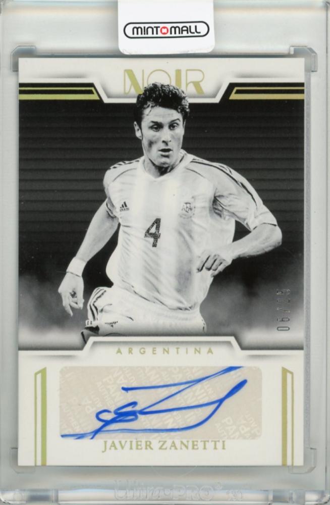 2025-26 Panini Noir Road to FIFA World Cup Javier Zanetti autograph card with gold color and serial number 3406/25