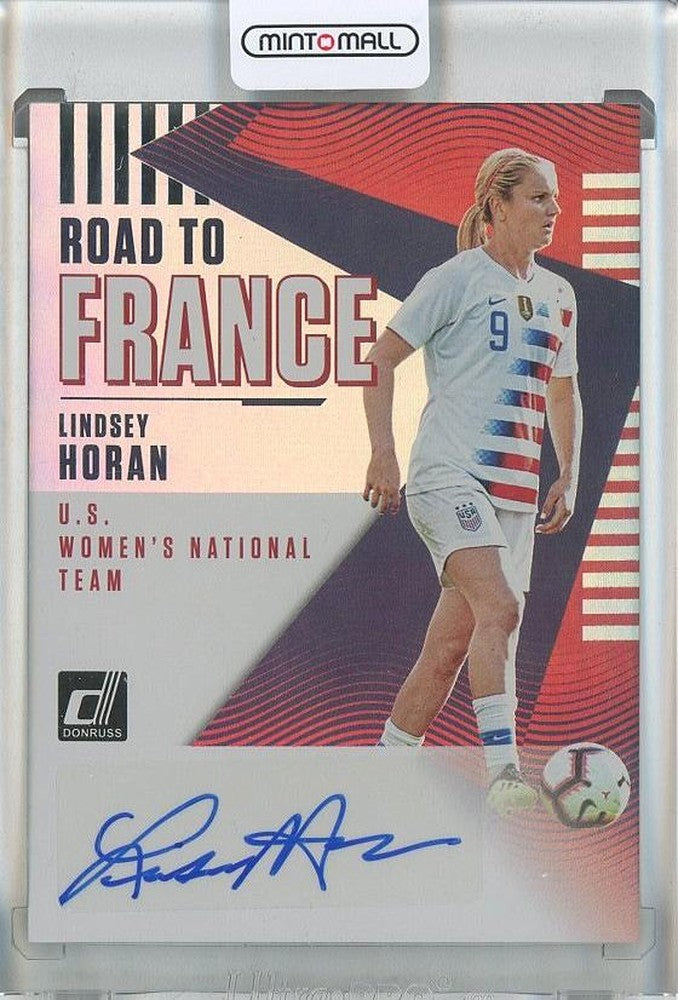 2018-19 Donruss Road to France trading card featuring Lindsey Horan autograph #14 United States