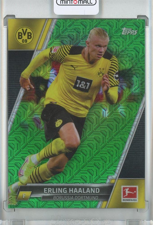 2021-22 Topps Bundesliga Japan Edition Erling Haaland Green soccer card #3081 of 99 from Borussia Dortmund