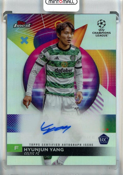 2023-24 Topps Finest UEFA Club Competitions soccer card featuring Hyunjun Yang rookie autograph from Celtic FC