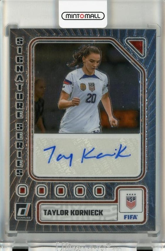2023-24 Panini Donruss Taylor Kornieck Signature Series Auto collectible trading card