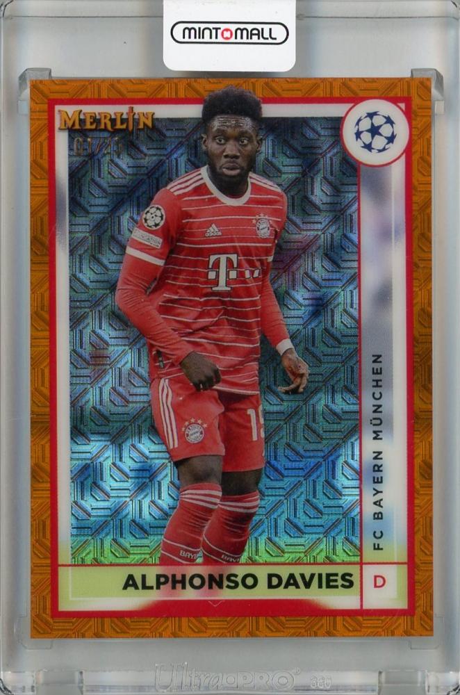 2022-23 Topps Merlin Chrome UEFA Alphonso Davies Orange Mojo #55 trading card numbered 01/25 from FC Bayern Munchen