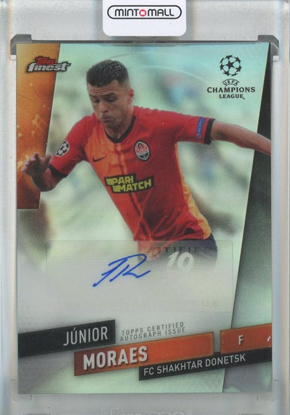 2020 Topps Finest UEFA Champions League Junior Moraes autographed trading card #FAJM from FC Shakhtar Donetsk