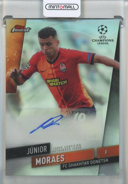 2020 Topps Finest UEFA Champions League Junior Moraes Autographs card #FAJM featuring FC Shakhtar Donetsk player