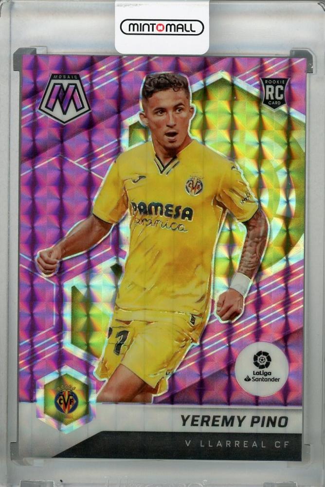 2021-22 Panini Mosaic La Liga Yeremy Pino Villarreal CF Base Purple Rookie Card Serial 12 of 49