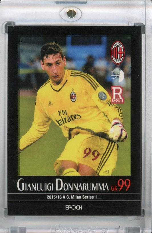 2015-16 A.C. Milan Series1 trading card of Gianluigi Donnarumma in rookie year uniform