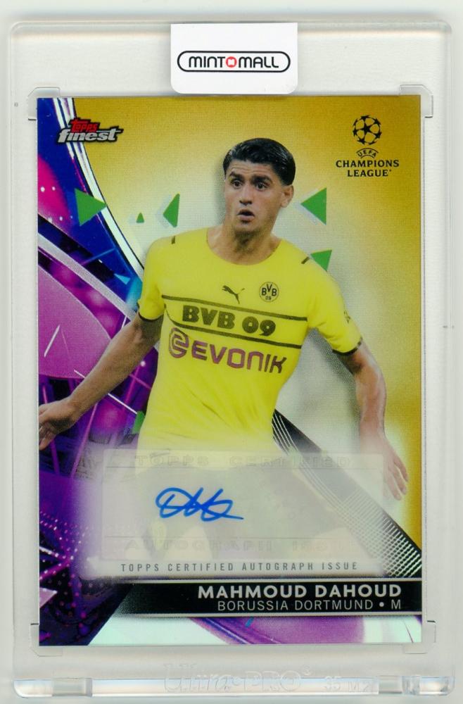2021-22 Topps Finest UEFA Champions League Mahmoud Dahoud autograph gold refractor parallel card 48 of 50 Borussia Dortmund