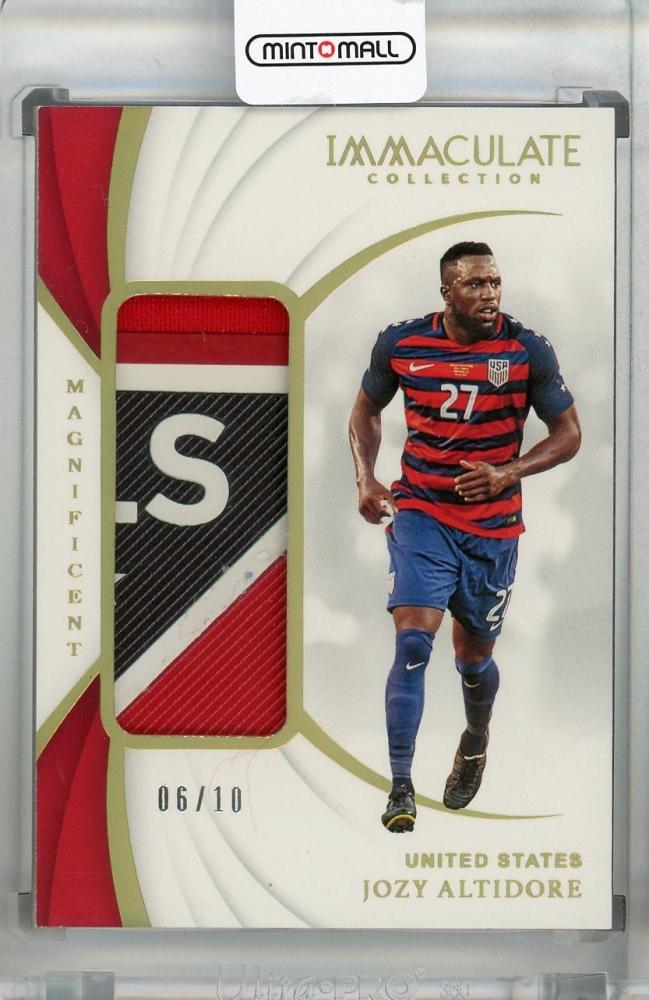 2018-19 Panini Immaculate Collection United States Jozy Altidore Magnificent Memorabilia Gold Parallel card numbered 06/10