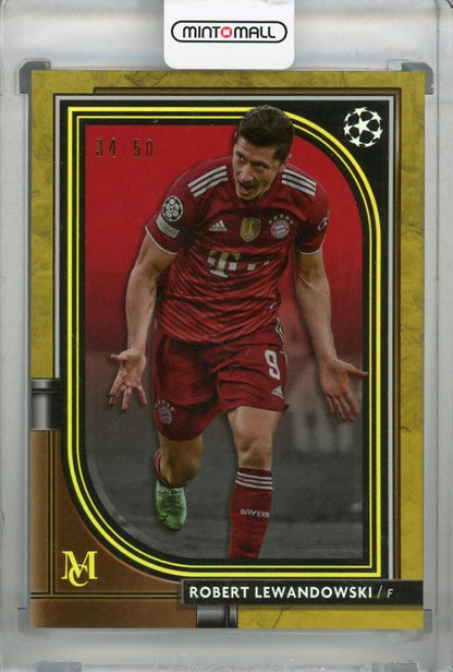 2021-22 Topps Museum Collection UEFA Champions League FC Bayern Munchen Robert Lewandowski Gold parallel card 34 of 50