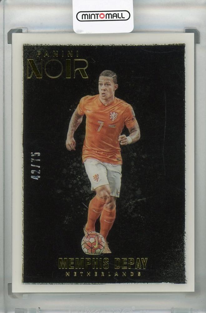 2016-17 Panini Noir trading card of Memphis Depay from Netherlands team, serial number 42 out of 75