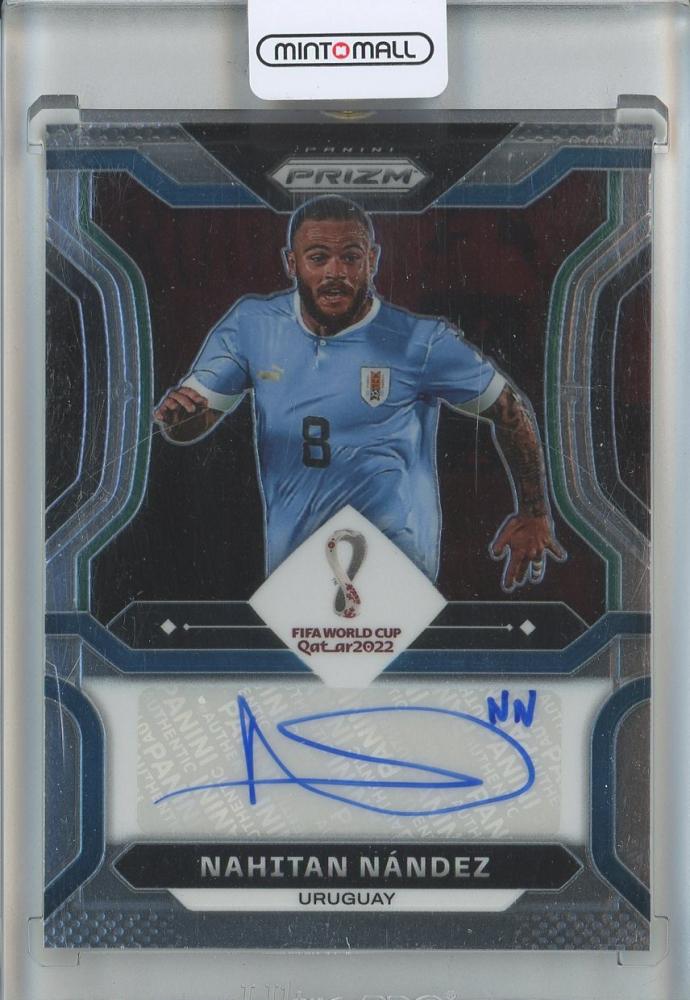 2022 Panini Prizm World Cup Soccer trading card featuring Nahitan Nandez from Uruguay, model #S-HN