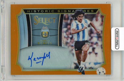 2015 Panini Select Mario Kempes Historic Signatures soccer card serial 91 of 149 from Argentina