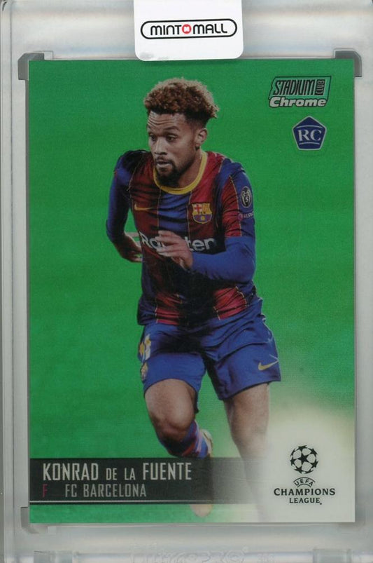 2020-21 Topps Stadium Club Chrome UEFA Champions League FC Barcelona Konrad de la Fuente Base Green parallel card number 58/99