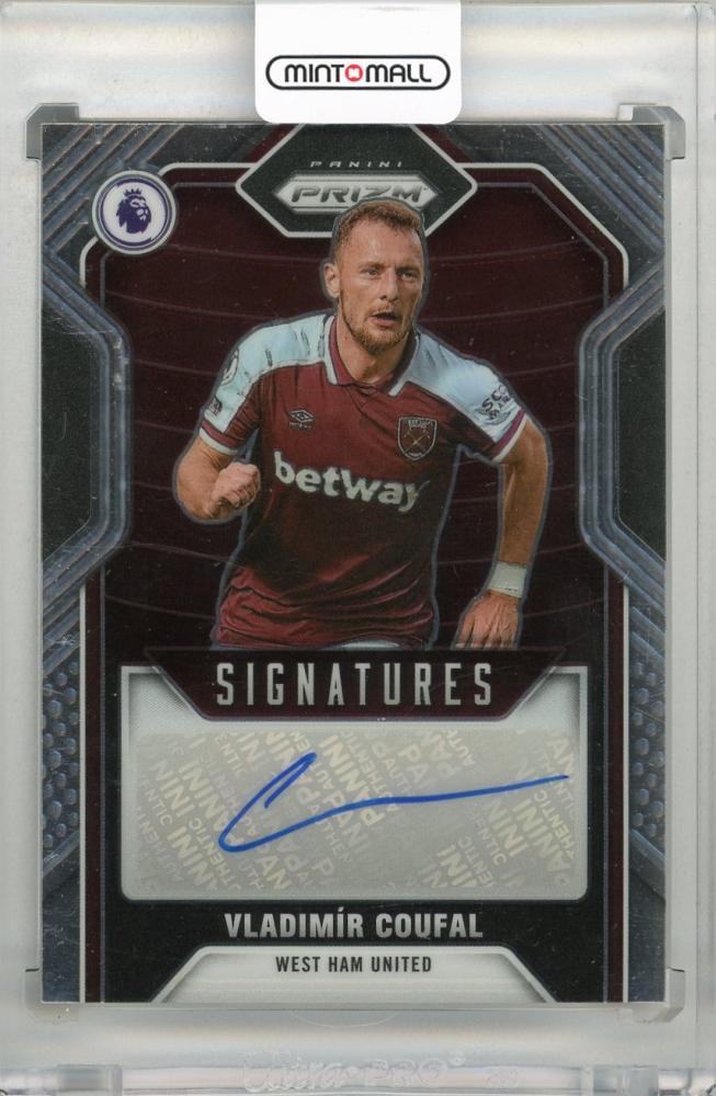 2021-22 PANINI PRIZM English Premier League Signatures trading card of Vladimir Coufal in West Ham United kit