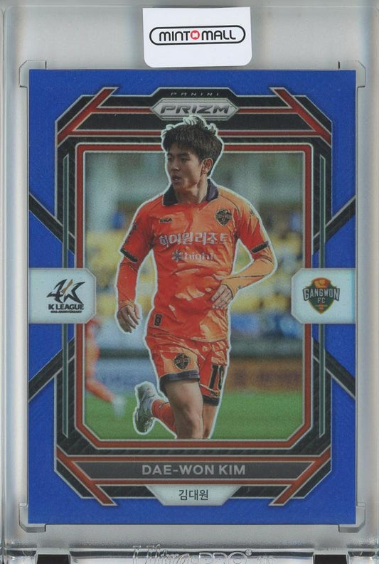 2023 Panini Prizm K.League Soccer card featuring Dae-Won Kim Blue Parallel #45 numbered 85 out of 99