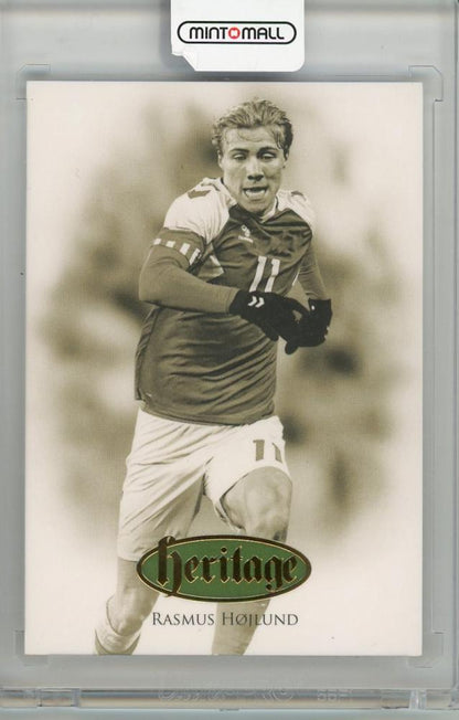 2023 futera UNIQUE trading card of Rasmus Hojlund #HG09934/35 from Denmark, used condition