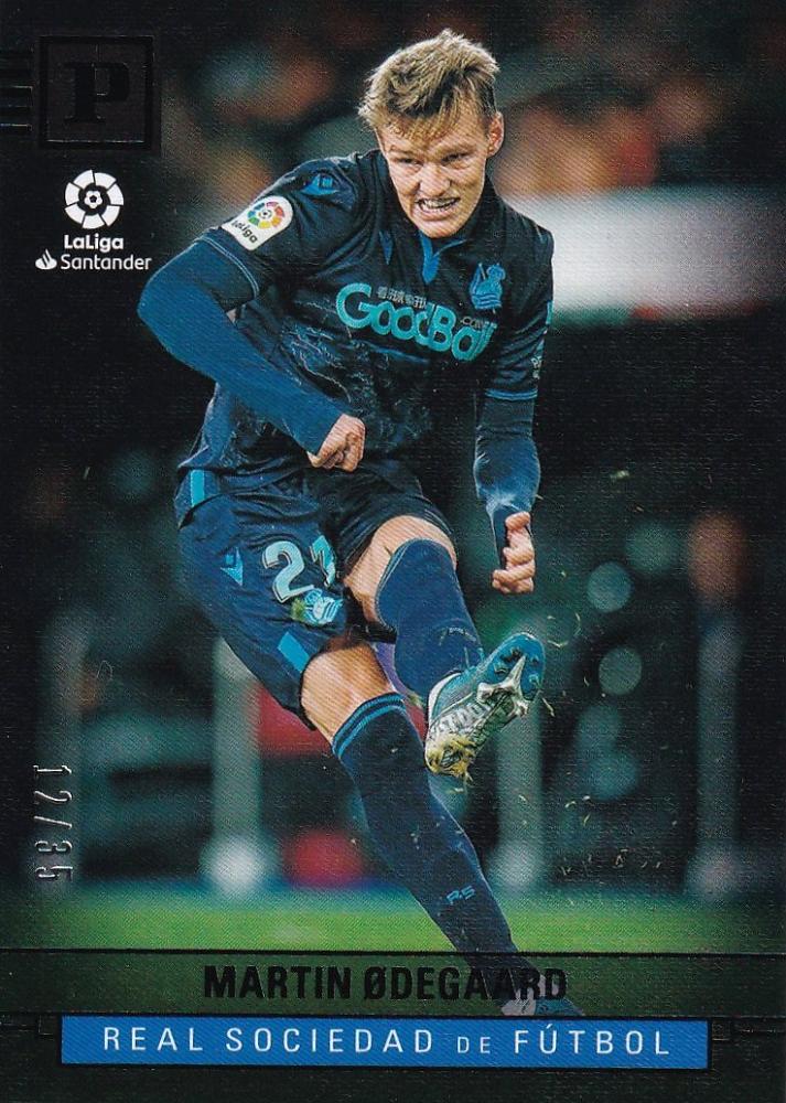2019-20 Panini Chronicles La Liga Canvas Parallel Martin Odegaard Real Sociedad card numbered 12 out of 35