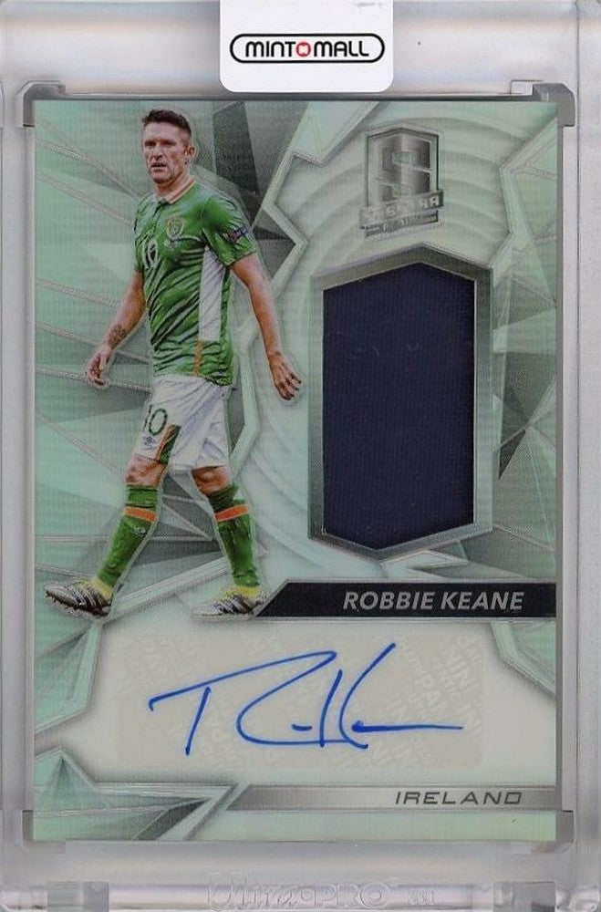 2016-17 Panini Spectra Robbie Keane Jersey Autographs card with serial number 005 of 199 showing front design
