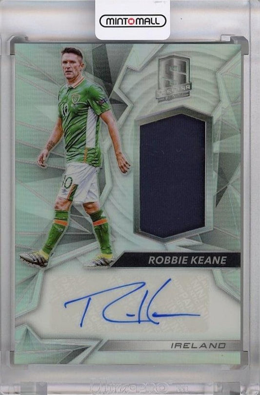 2016-17 Panini Spectra Robbie Keane Jersey Autographs card with serial number 005 of 199 showing front design
