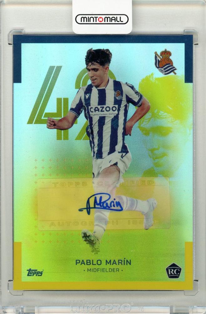 2022-23 TOPPS Real Sociedad de Fútbol Official Team Set with Pablo Marín RC Yellow Autographs 72/75
