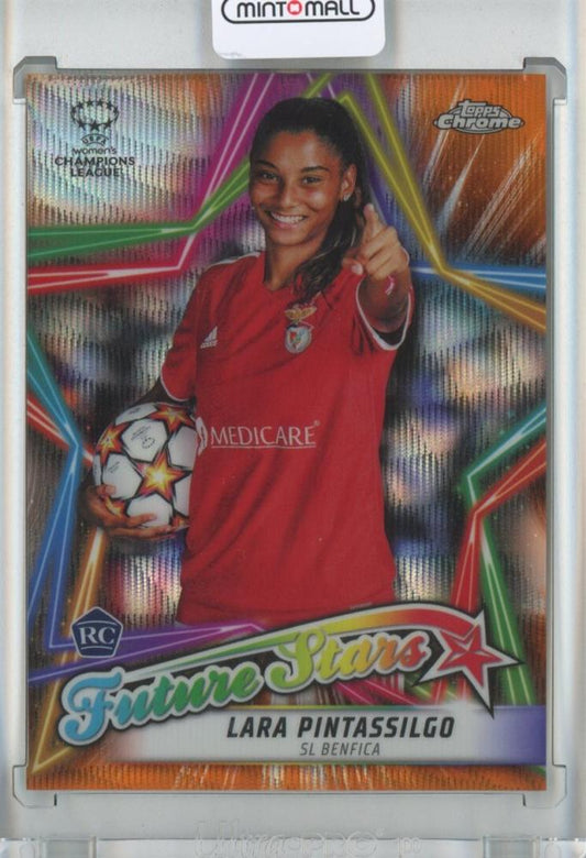 2021-22 Topps Chrome UEFA Women’s Champions League Lara Pintassilgo Future Stars Orange Wave RC card 15 of 25