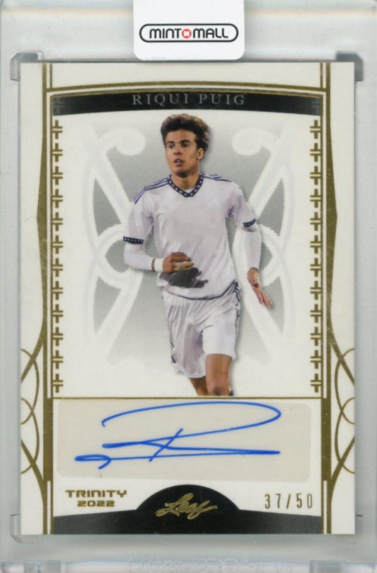 2022 LEAF Trinity Riqui Puig Autographs Gold Foil card serial #BARP137/50 showing autograph