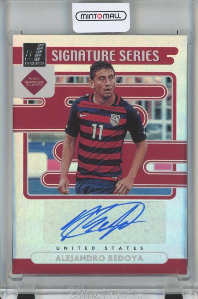 2021-22 Donruss Soccer Road to Qatar Alejandro Bedoya Signature Series trading card with autograph