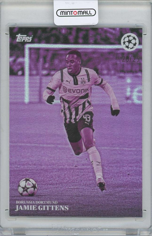 2024-25 TOPPS Simplicidad UEFA Club Competitions Estrellas Internacionales Pink Jamie Bynoe-Gittens card 20 out of 25