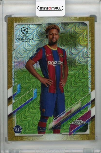2020-21 Topps UEFA Champions League Japan Edition FC Barcelona Konrad de la Fuente Base Gold parallel trading card 20 out of 50