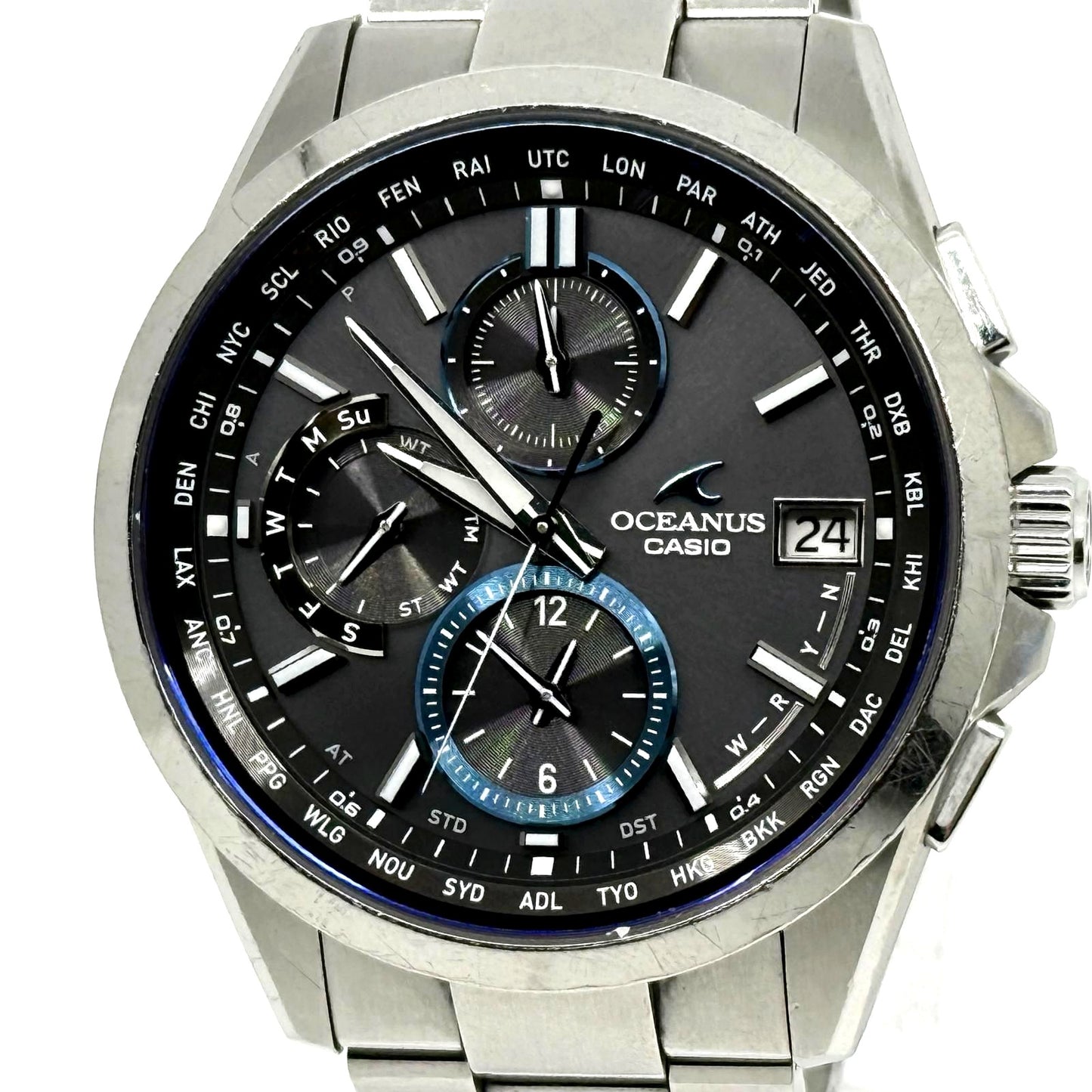 Casio Oceanus OCW-T2600-1AJF men's solar watch with silver case, black dial, and silver band