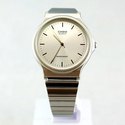 Casio unisex MQ-24D-7EJH analog watch with silver stainless steel band and white dial with black numerals