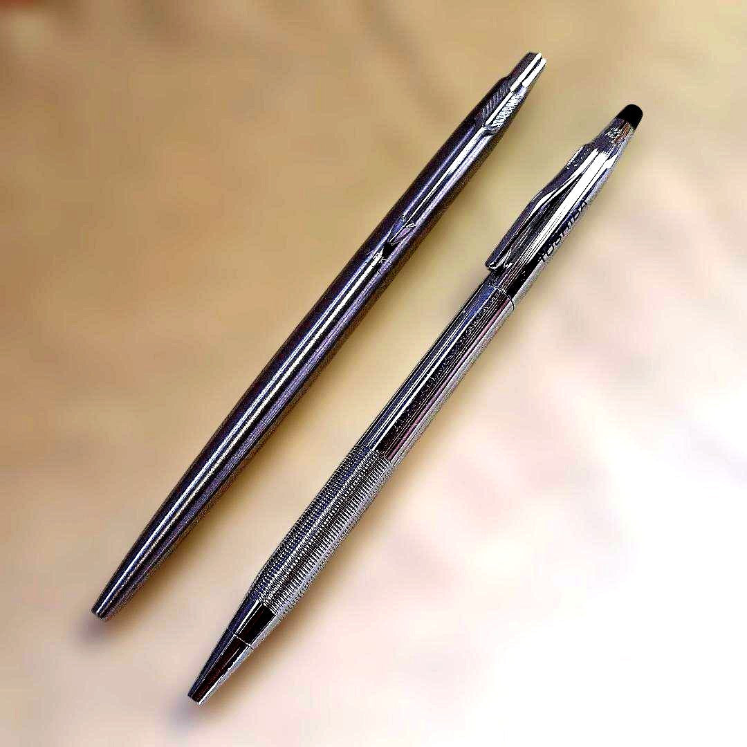 Parker Classic Century and Cross ballpoint pens set with black and blue ink, twist and click mechanisms