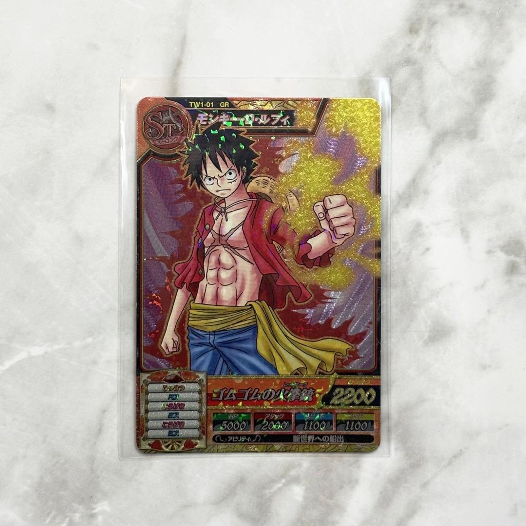 One Piece Treasure World Monkey D. Luffy TW1-01 GR trading card in hard waterproof case Japan import