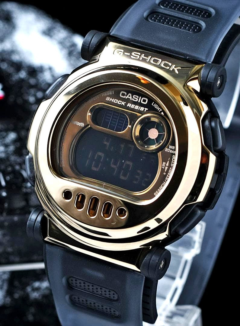 Casio G-Shock 40th Anniversary Reissue Evolution Model with detachable dual bezel in gray color