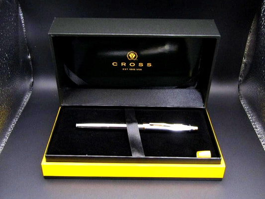 Cross Century II N3304 Medalist liquid ink rollerball pen in Medalist color with cap mechanism