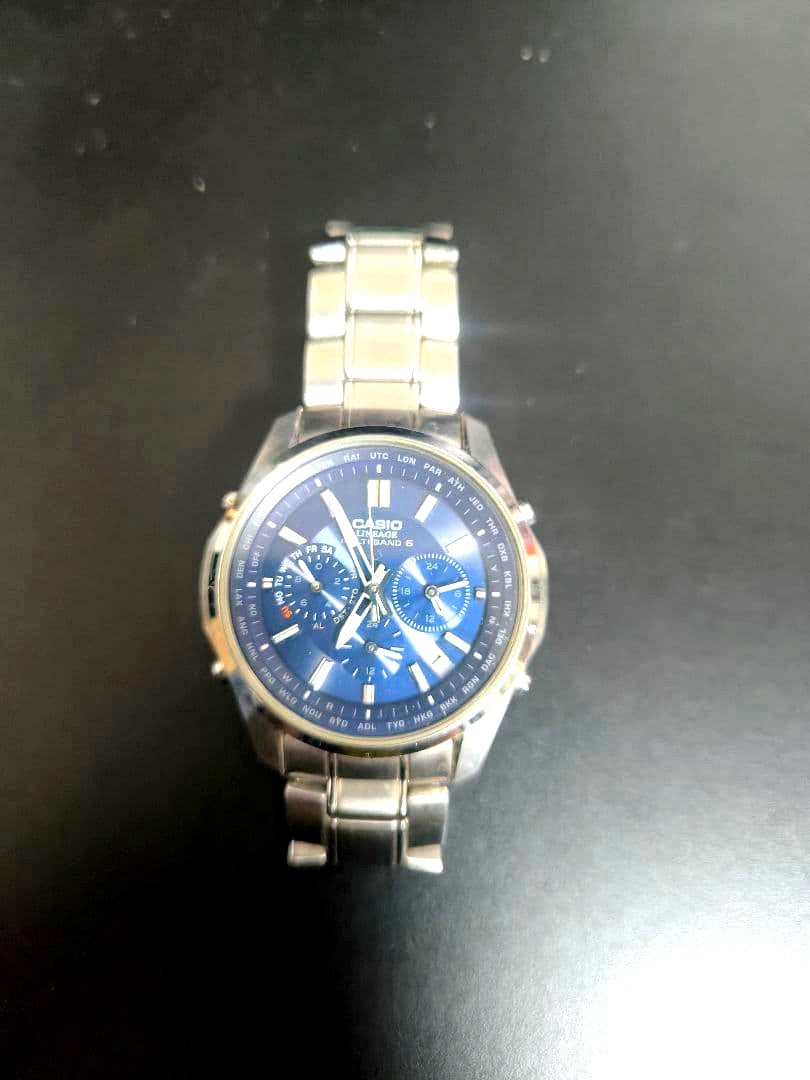 Casio Lineage LIW-M610D-2AJF watch with navy dial and stainless steel band
