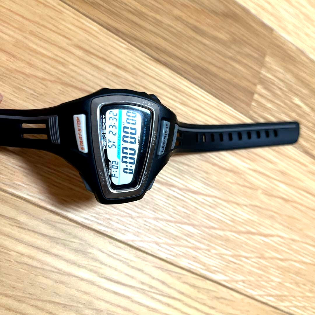 Casio STR-900J digital sports watch with black strap and 60 lap memory display
