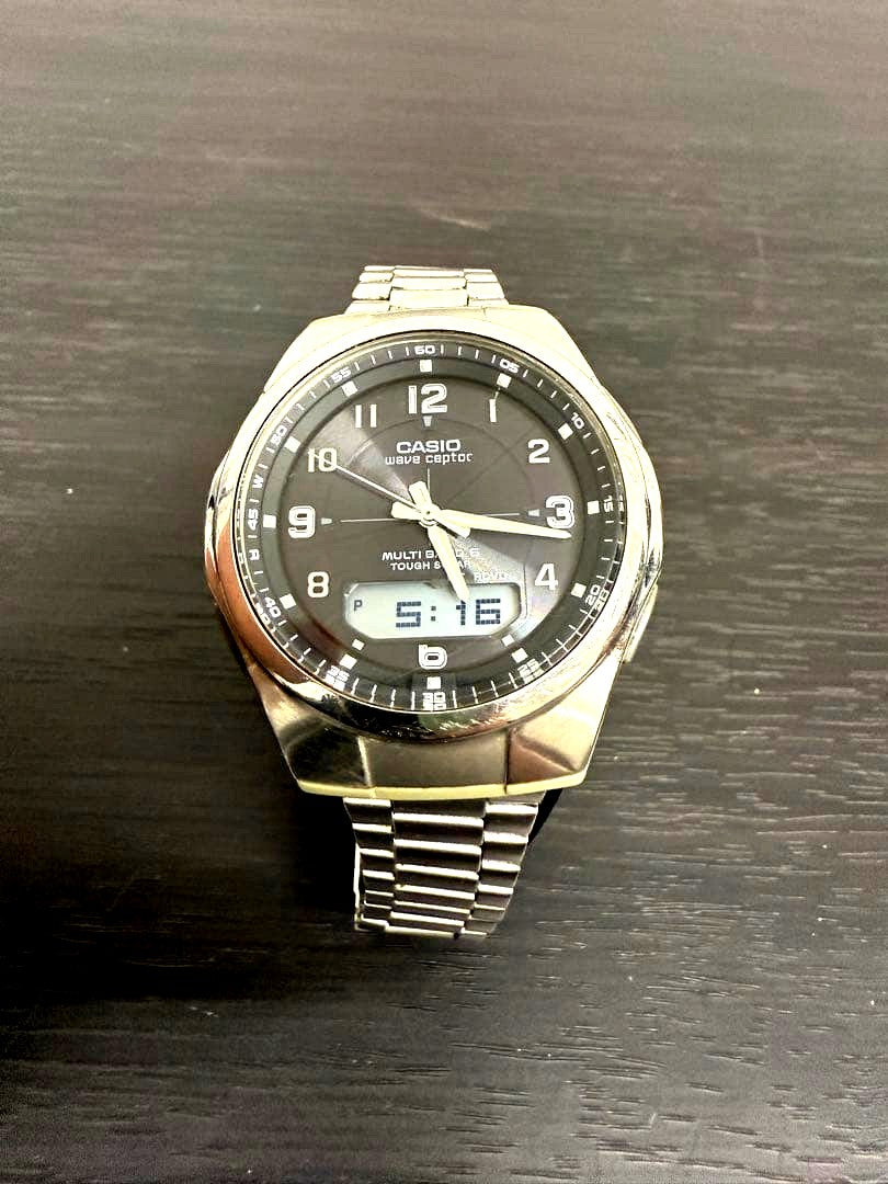 Casio Wave Ceptor Multi Band 5 solar powered analog and digital wristwatch with radio signal reception
