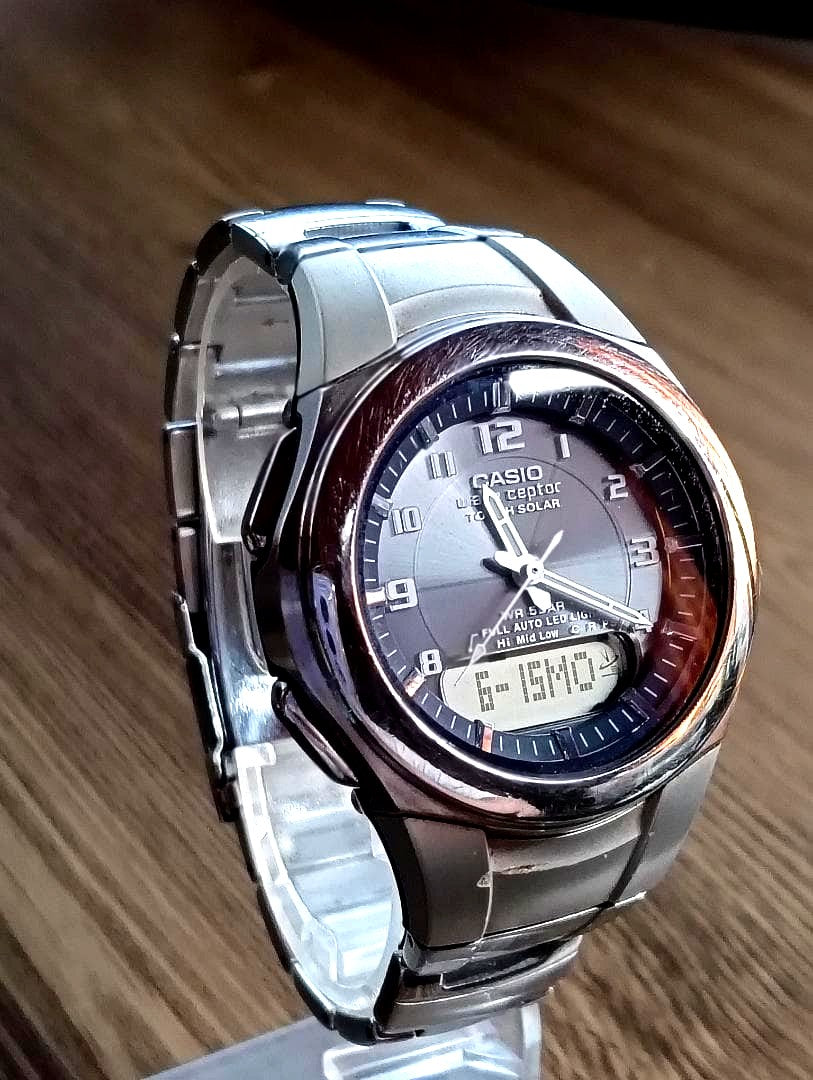 Casio WAVE CEPTOR Solar Radio-Controlled Watch Model WVA-400J Japan import shown from front view