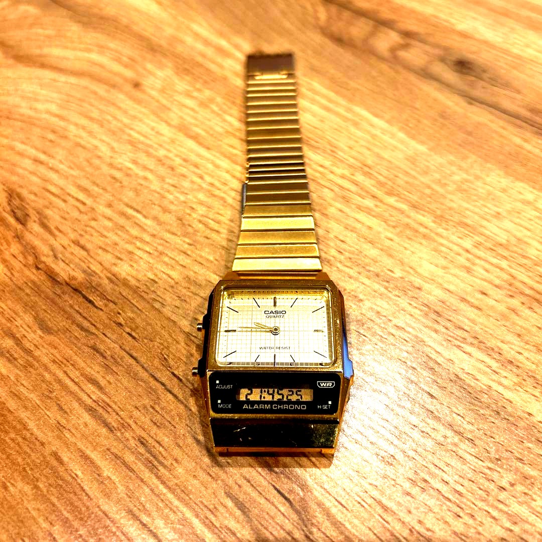 Casio AQ-800EG-9AJF analog digital watch with rectangular case and separate dial and LCD display