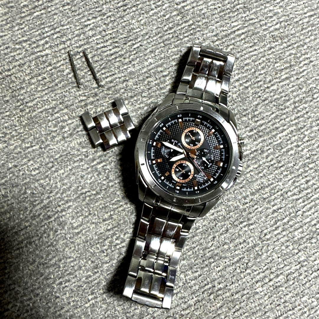 Casio Edifice EF-328 series men's wristwatch in used excellent condition with black dial and silver case