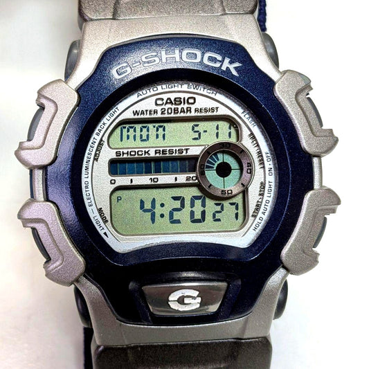 Casio G-Shock X-treme DW-004X-8T watch with case, showing front view in good condition