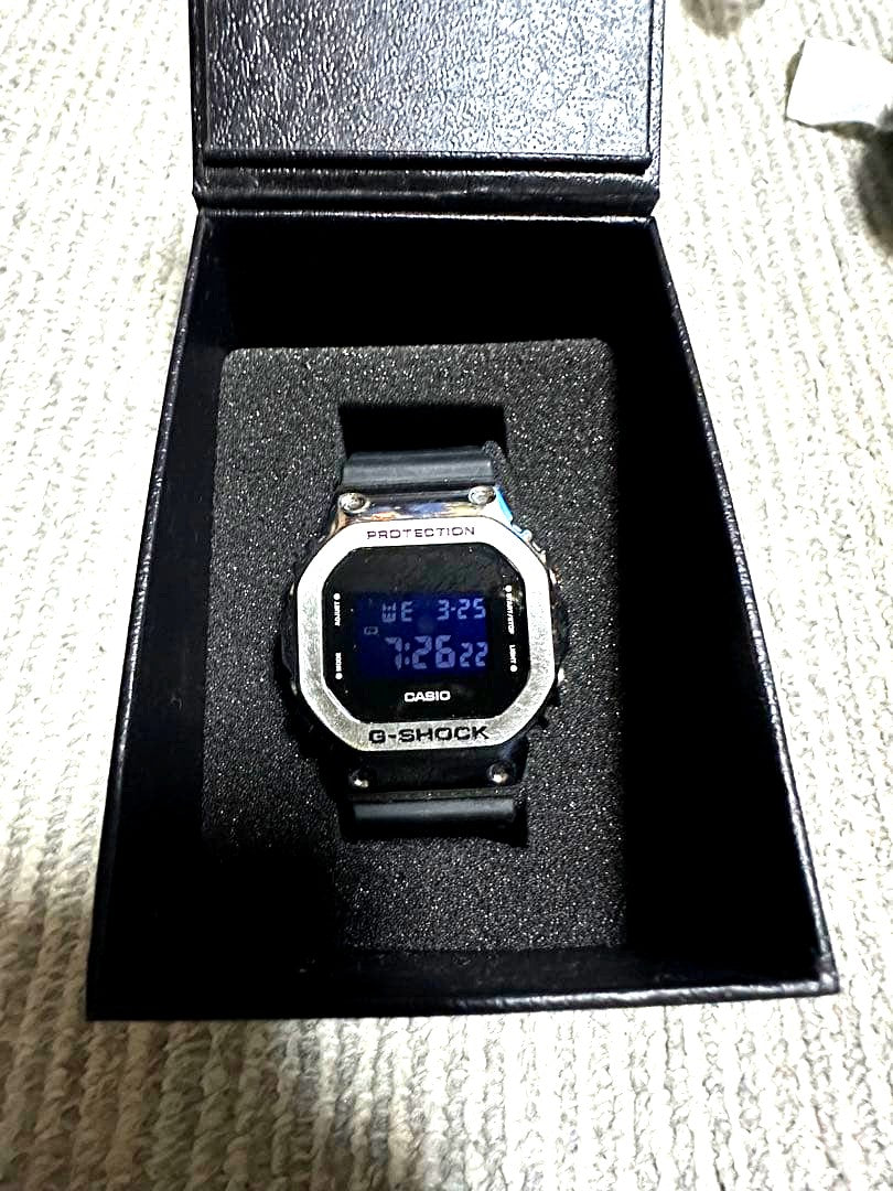 Casio G-Shock digital watch model G-Shock in good working condition with black resin band