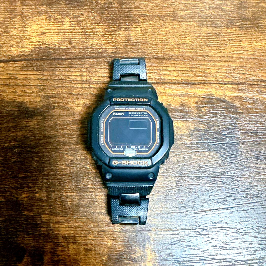 Casio G-Shock GW-5600BCJ radio-solar digital watch with metal core band Japan import