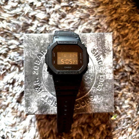 Casio G-Shock black digital watch model G-Shock in used excellent condition, no scratches or cracks