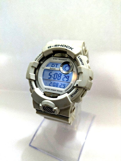 Casio G-Shock G-Squad GBD-800-7JF men's watch with white band and digital display, Japan import