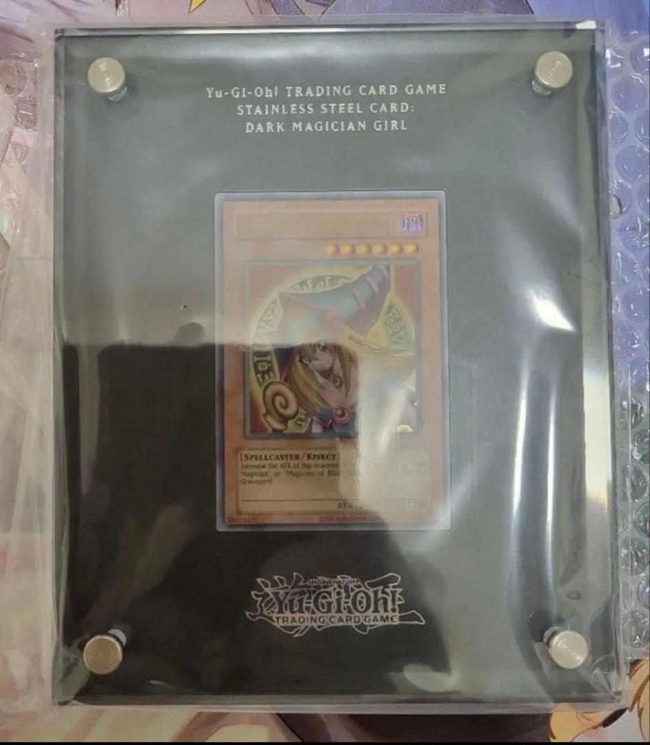 Black Magician Girl stainless steel trading card from Yu-Gi-Oh! in unused condition with Japanese text