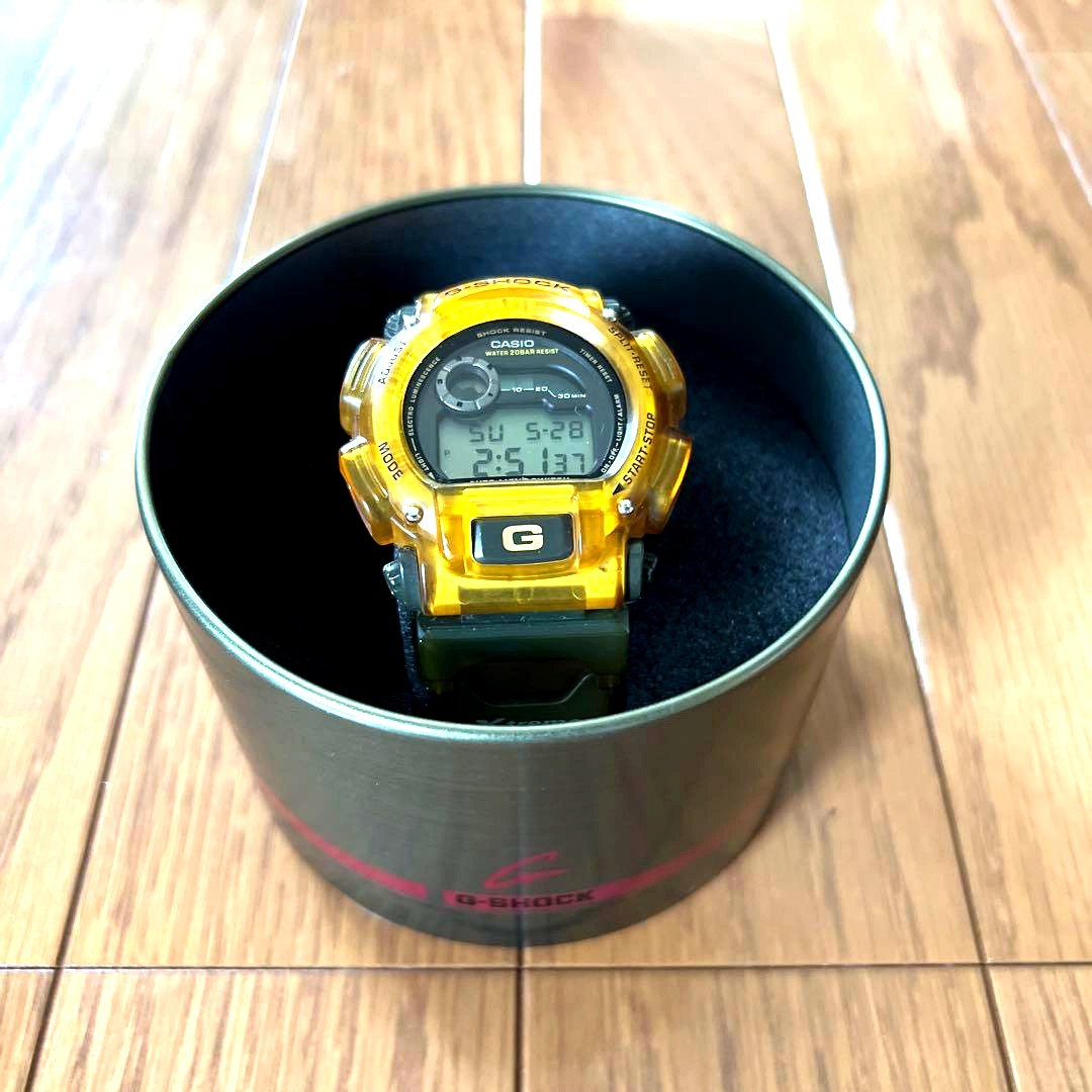 Casio G-Shock X-treme Yellow Model ② watch with included case, Japanese import, used condition